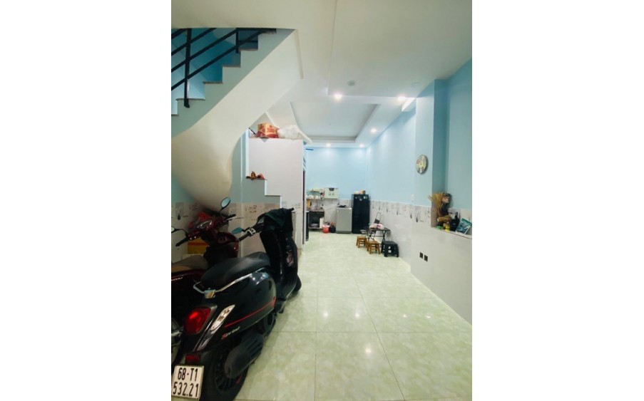 Bán nhà Đường Phạm Văn Hai 35m2-3 tầng-3PN chỉ nhỉnh 4 tỷ.